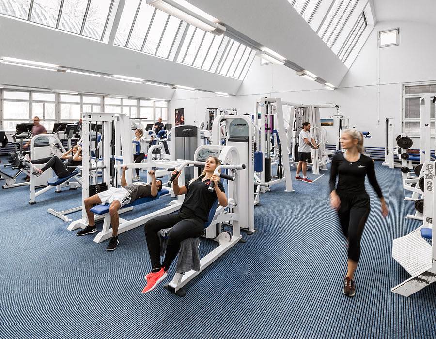 Trainingsgeräte im Fitalis Fitnessstudio